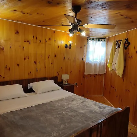House Galisnjak With Jacuzzi Feriehus Bol